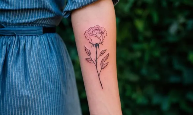 Elegant-and-Unique-Rose-Tattoo-Designs-to-Inspire