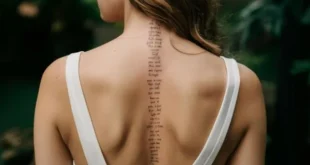 Unique-Spine-Tattoo-Designs-Get-Your-Perfect-Match-in-2024
